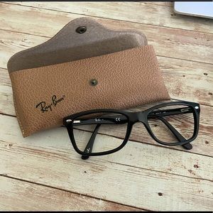 Ray Ban Unisex Black Frames 👓 with Case